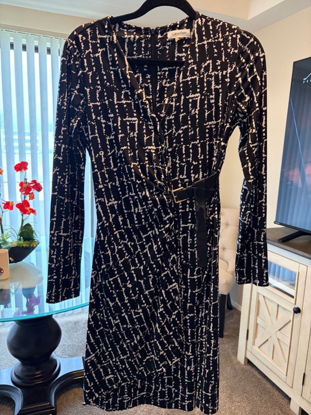 Calvin Klein Black & White Printed Wrap Dress Sz 6